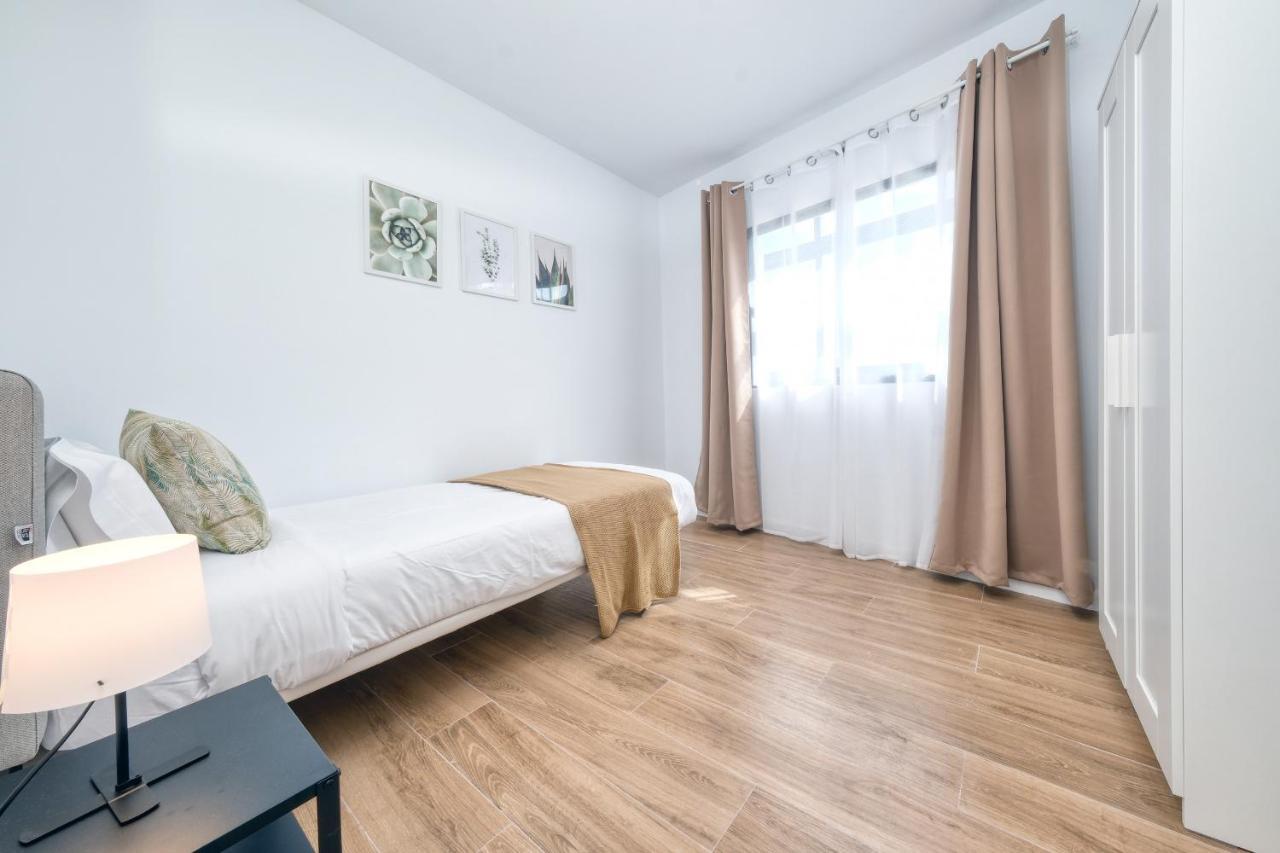 Arrecife Downtown Oasis Villa Bagian luar foto